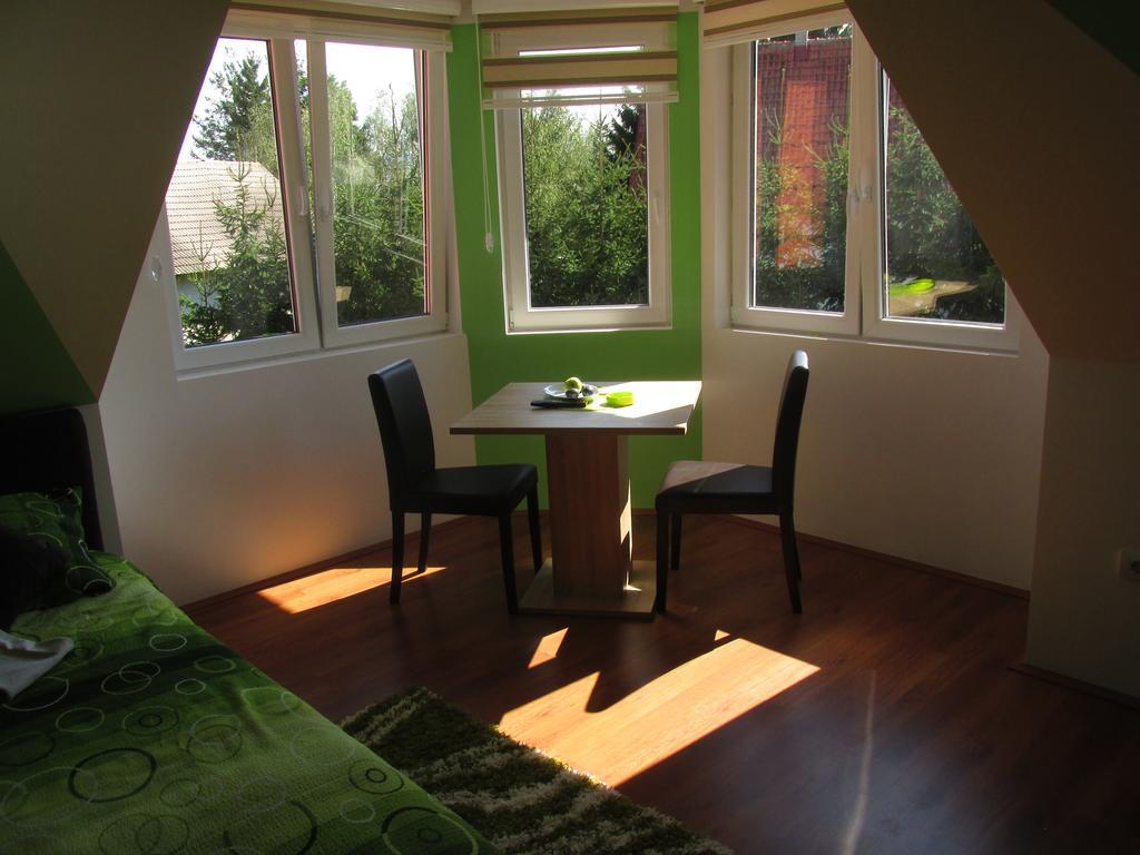 Apartmani Knezevic Златибор Номер фото
